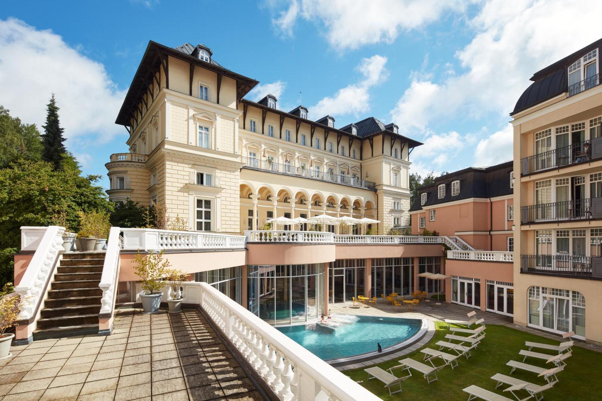 Falkensteiner Spa Resort 玛丽亚温泉 外观 照片
