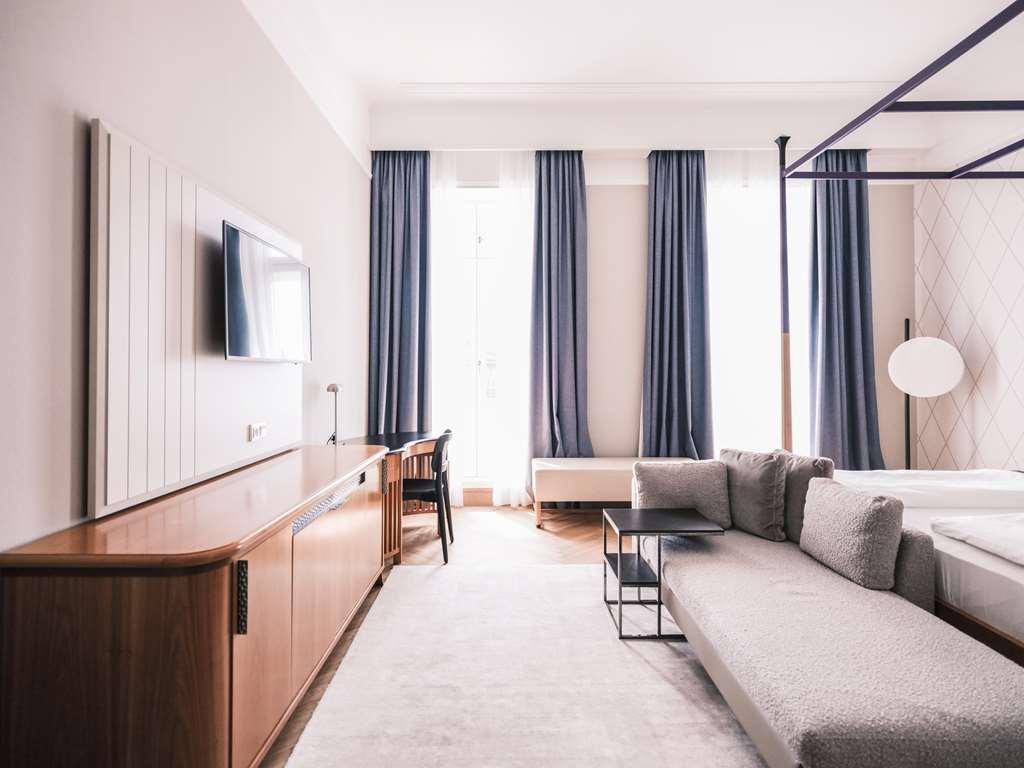 Falkensteiner Spa Resort 玛丽亚温泉 客房 照片 A room at the hotel